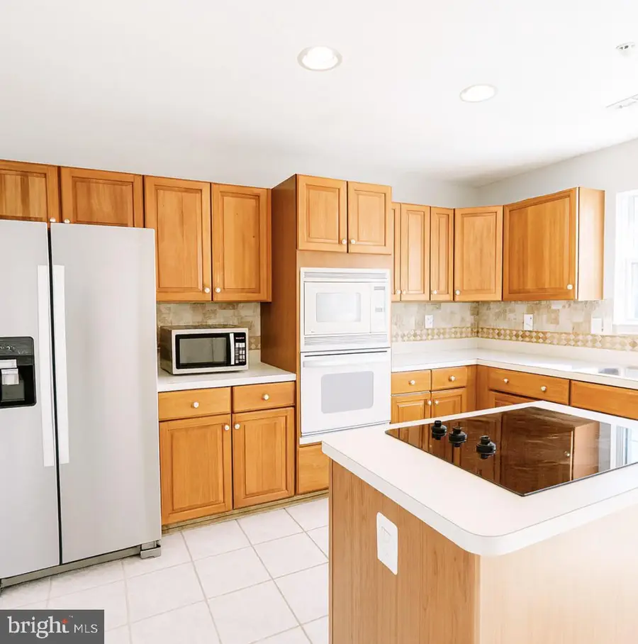 212 Cambridge Place, Prince Frederick, MD 20678 - #3