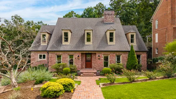 5 Ridgeview Court, Little Rock, AR 72227