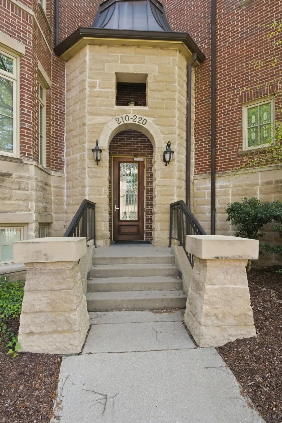 214 31st Ave N, Nashville, TN 37203 - #2