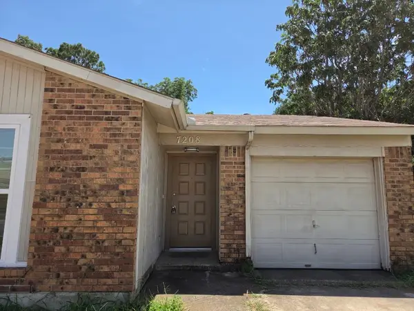 7208 NE Loop 820, North Richland Hills, TX 76180