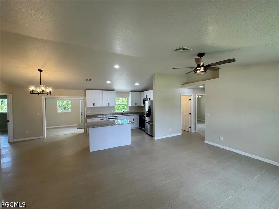 4426 SW Santa Barbara Place, Cape Coral, FL 33914 - #3