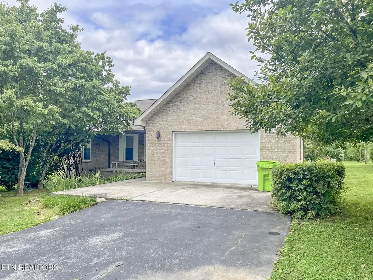 130 Chestnut Court, Crossville, TN 38555 - #1