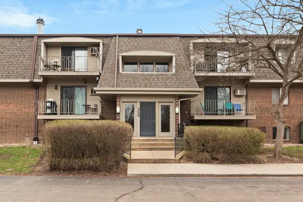 124 E Bailey Road , J, Naperville, IL 60565