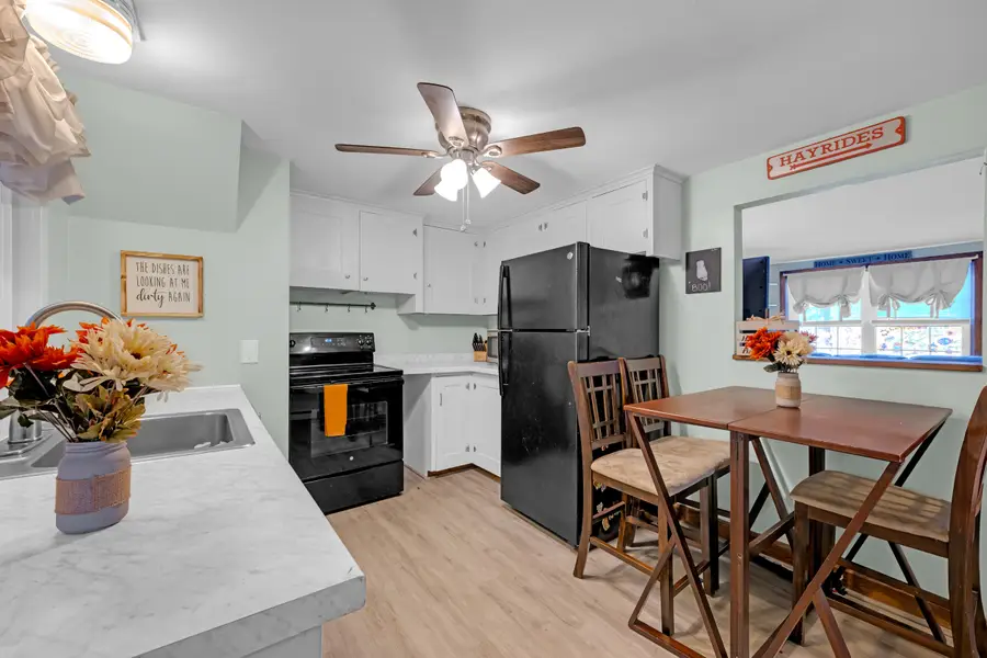 200 Main St, Sturbridge, MA 01566 - Image #3