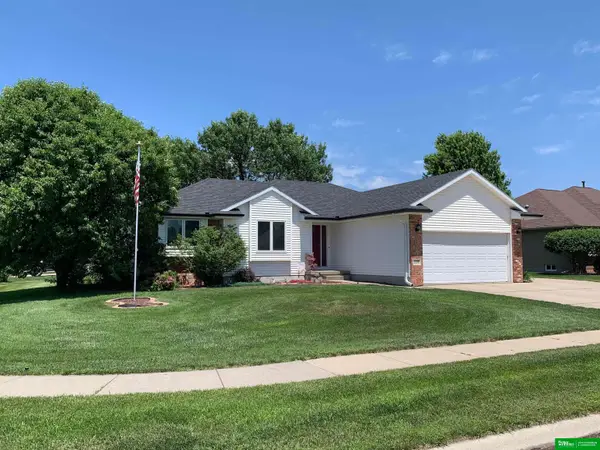 1552 Brewer Drive, Fremont, NE 68025