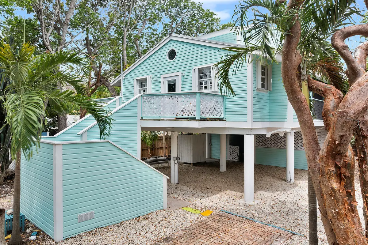 71 N Bay Harbor Drive, Key Largo, FL 33037 - Image #1