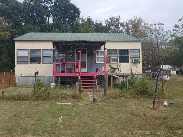 1079 Harbor Drive, Checotah, OK 74426