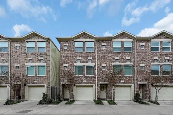 8705 Bryam #301, Houston, TX 77061