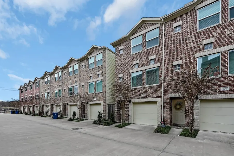 8705 Bryam #301, Houston, TX 77061 - #2