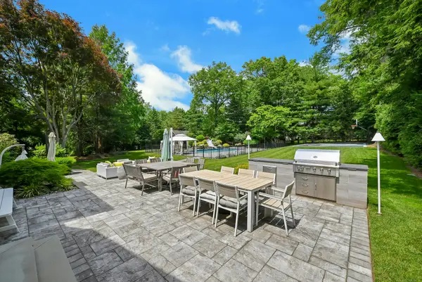 111 Hudson Avenue, Tenafly, NJ 07670