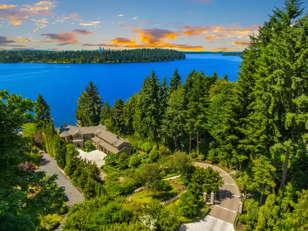Address Withheld By Seller, Mercer Island, WA 98040