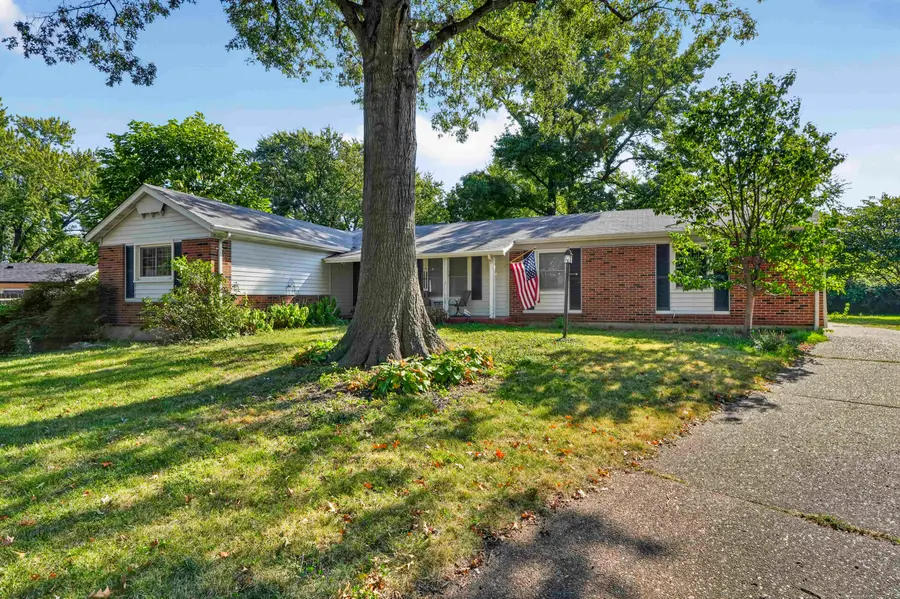 2952 New Castle Drive, Florissant, MO 63033 - #2