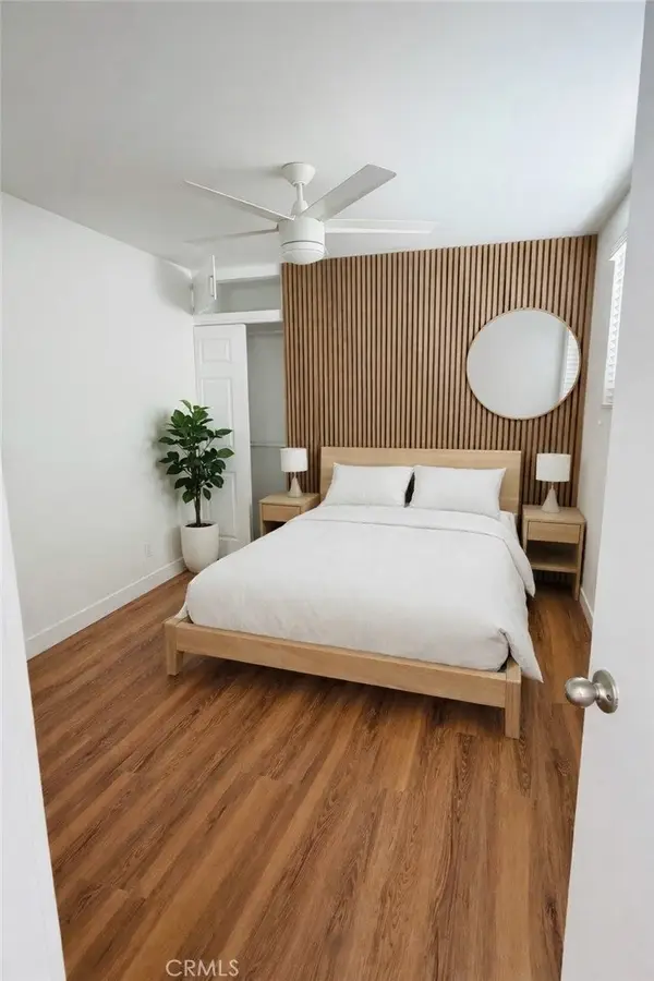 811 N Handy St #B, Orange, CA 92867