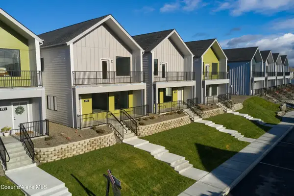 993 E RAILROAD AVENUE, Post Falls, ID 83854