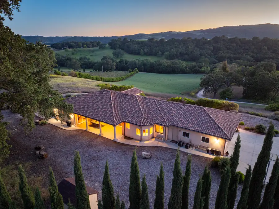 5250 Vineyard, Paso Robles, CA 93446 - #2