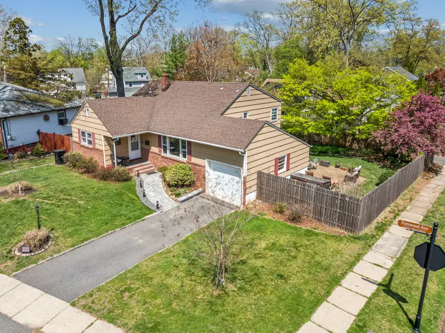 889 Fernwood Ave, Plainfield, NJ 07062 - #2