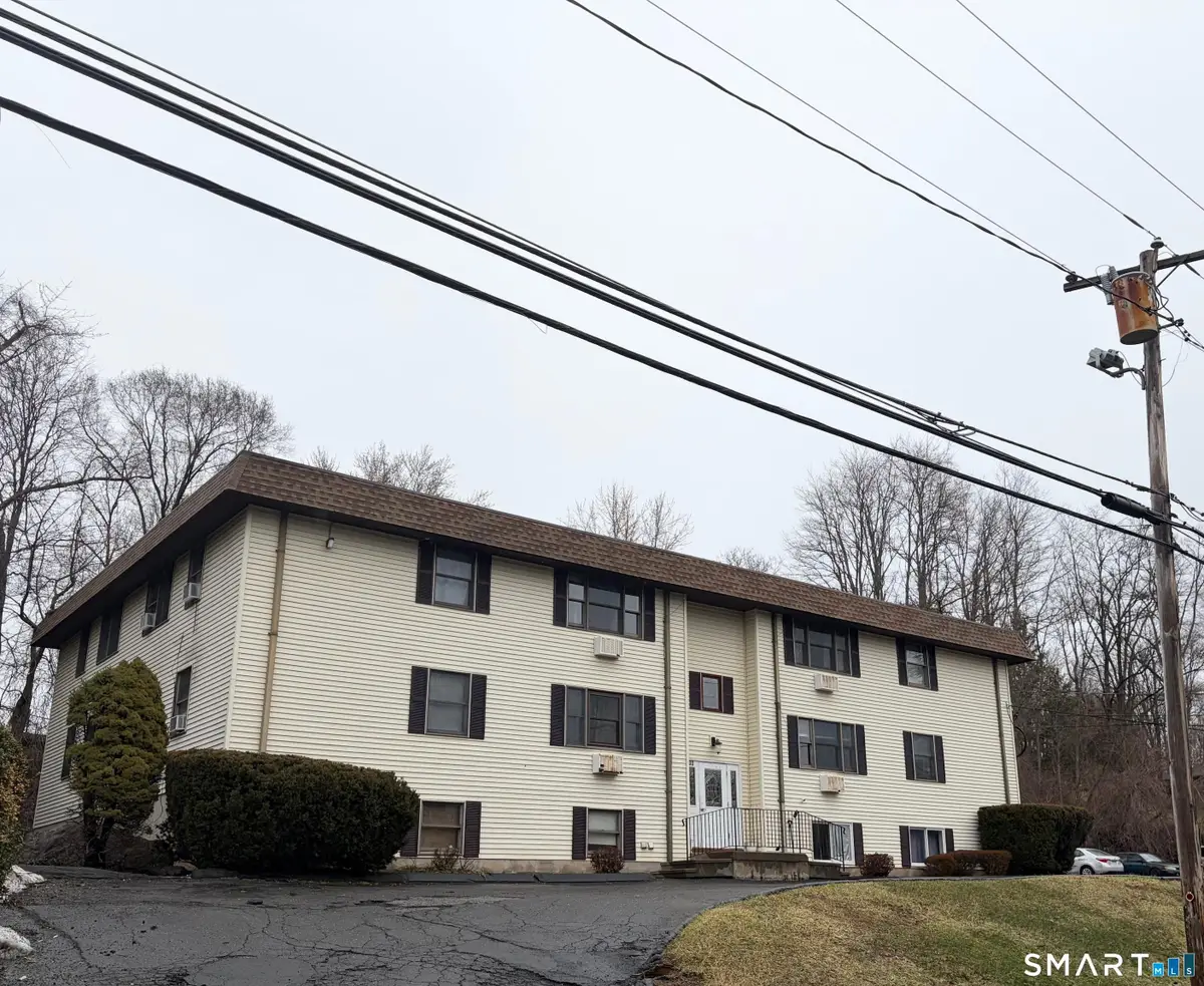 33 River St, Windsor, CT 06095 - #1