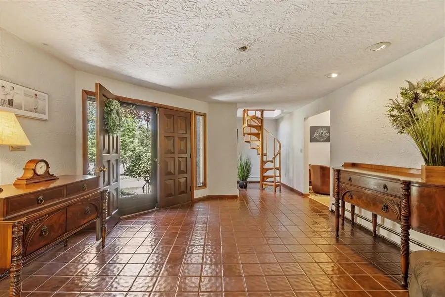 99 Beaver Road, Reading, MA 01867 - #2