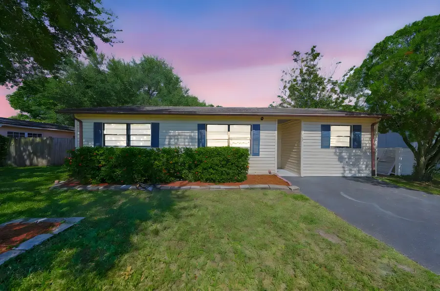 1507 76th Avenue N, Saint Petersburg, FL 33702 - #3