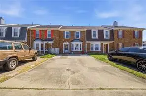 805 Sommerville Crescent, Chesapeake, VA 23320 - #3