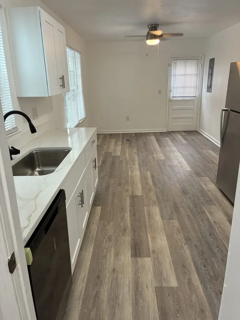 116 Holland Cir, Franklin, VA 23851 - Image #2