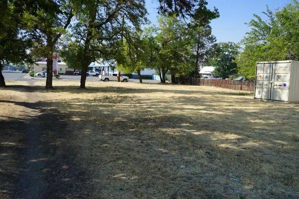 101 N 9th St, Montague, CA 96064