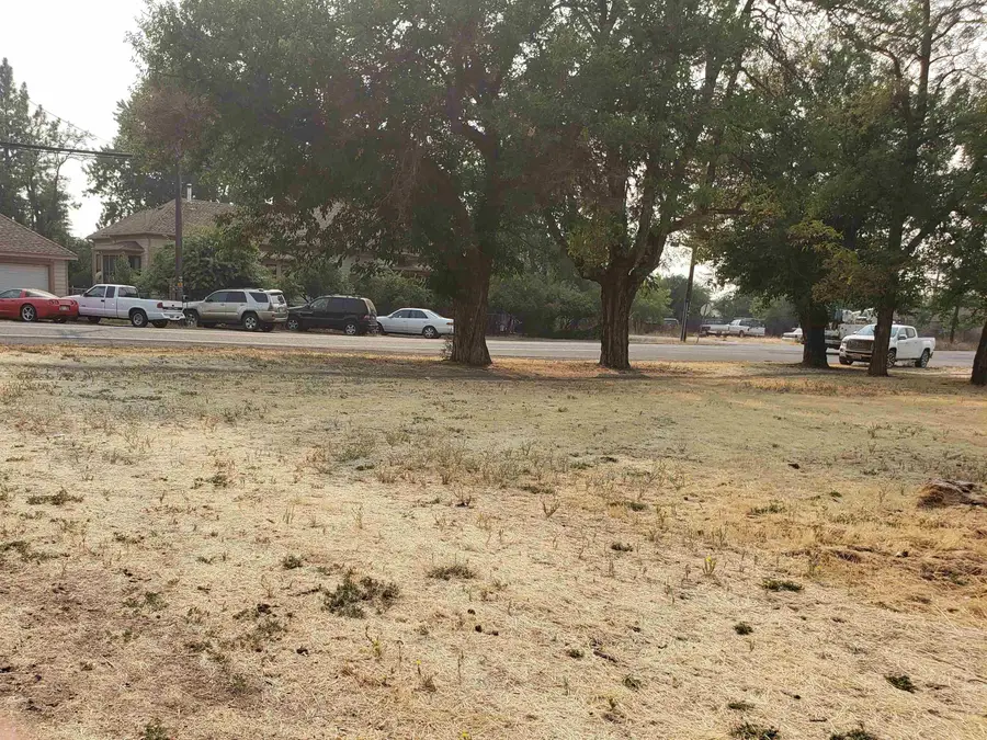 101 N 9th St, Montague, CA 96064 - #3