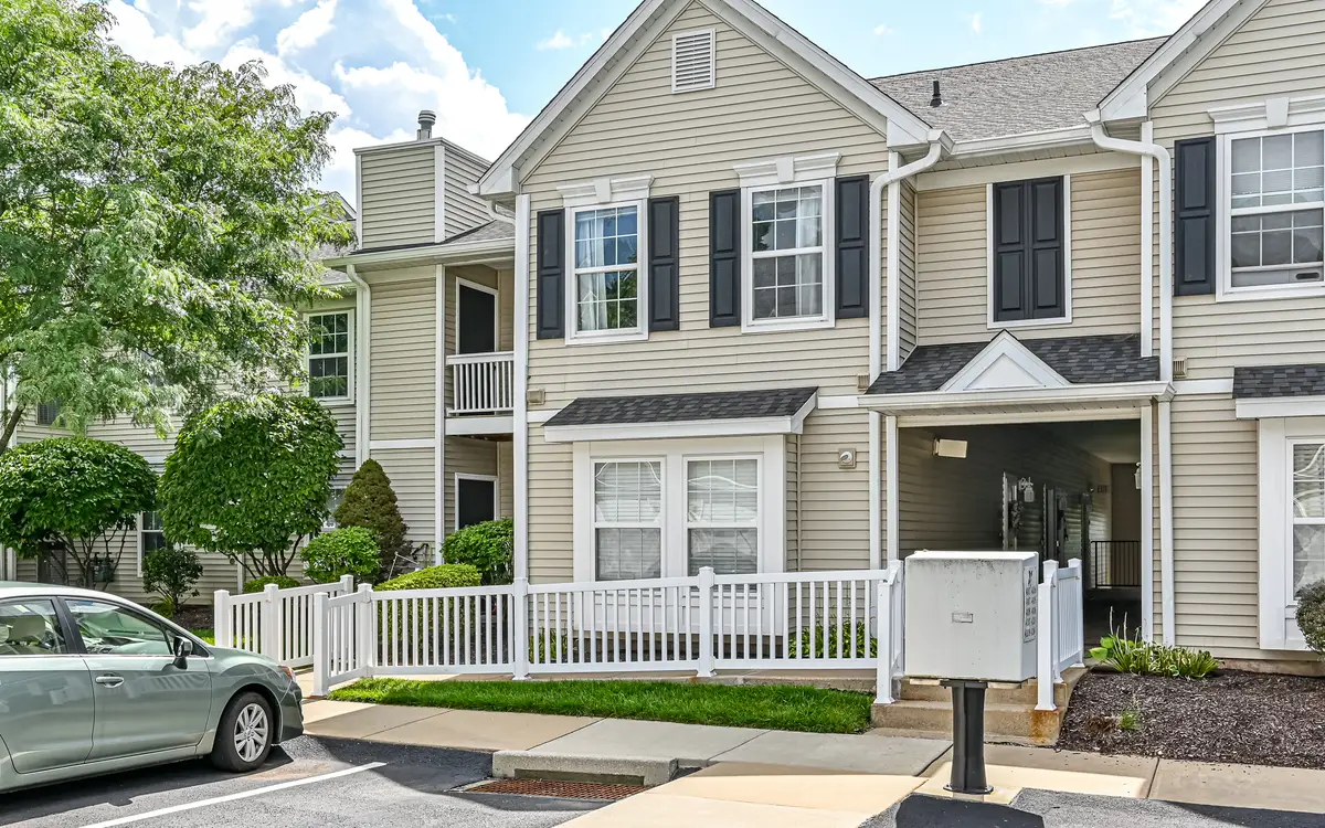 4205 Lenox Oval, Pittsburgh, PA 15237 - #1