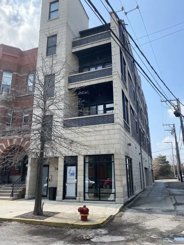 744 N May Street #401, Chicago, IL 60642