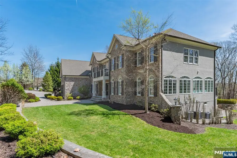 3 Quarterhorse Crossing, Sparta, NJ 07871 - #3
