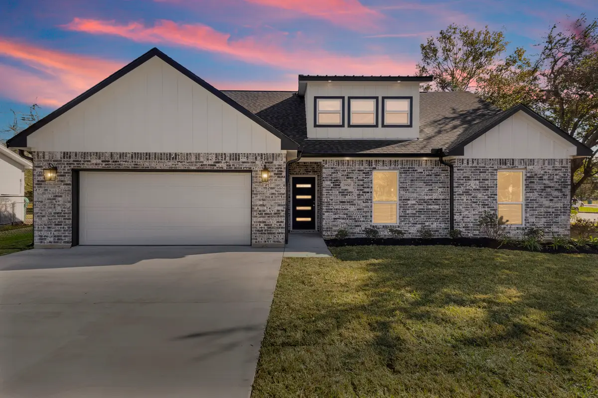 2950 Gulf Street, Beaumont, TX 77703 - Image #1