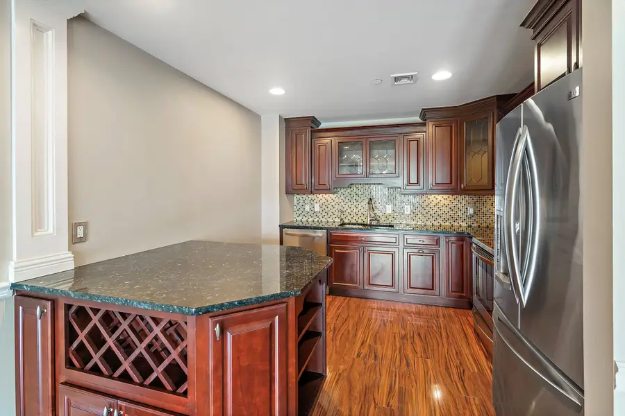 207 SHEARWATER CT WEST #63, Jersey City, NJ 07305 - #3