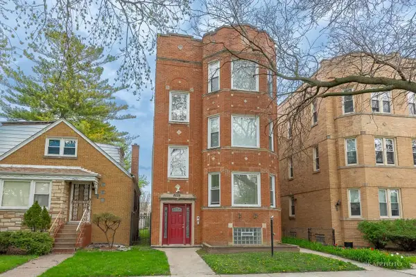 8225 S Prairie Avenue #1, Chicago, IL 60619
