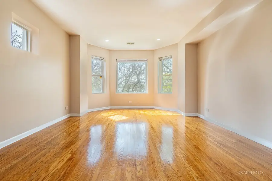 8225 S Prairie Avenue #1, Chicago, IL 60619 - #3