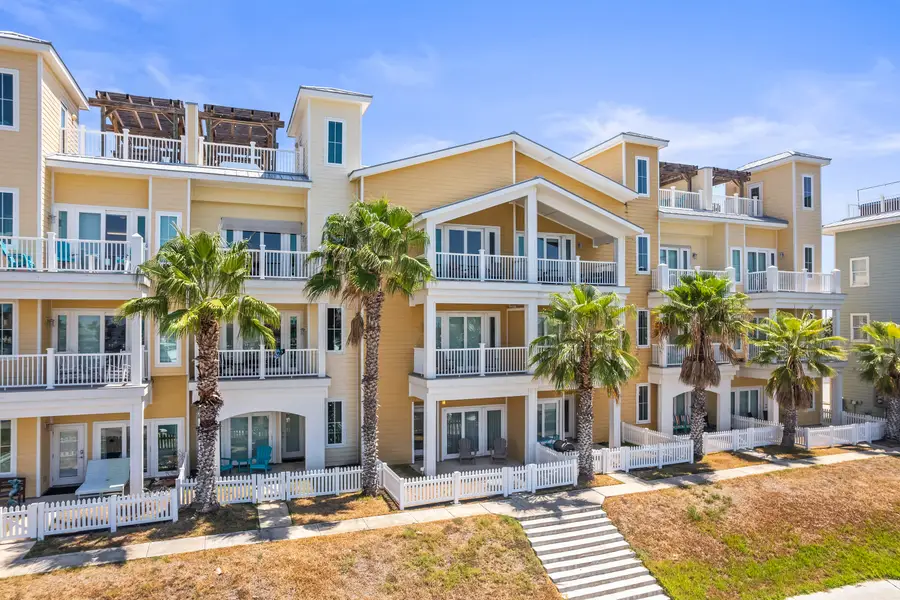 200 Piper Boulevard #B4, Port Aransas, TX 78373 - Image #2