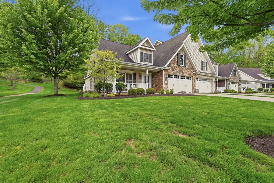 303 Torrey Pine Dr, Mars, PA 16046 - #2