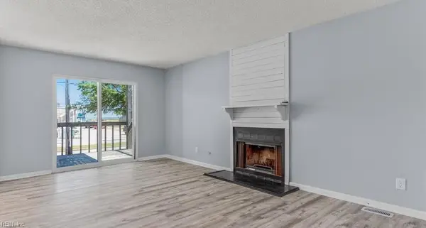 737 W Ocean View Avenue #A, Norfolk, VA 23503