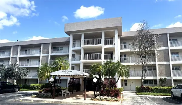 3351 S Palm Aire Drive, Pompano Beach, FL 33069