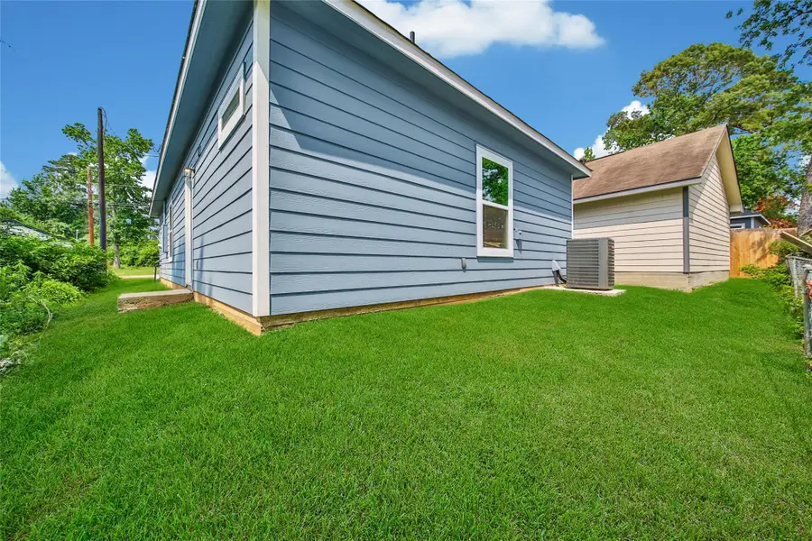 16713 E Ivanhoe, Montgomery, TX 77316 - #3