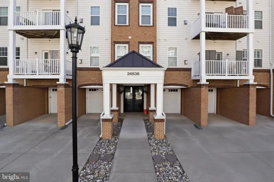 24636 Woolly Mammoth Terrace , 202, Aldie, VA 20105 - #3
