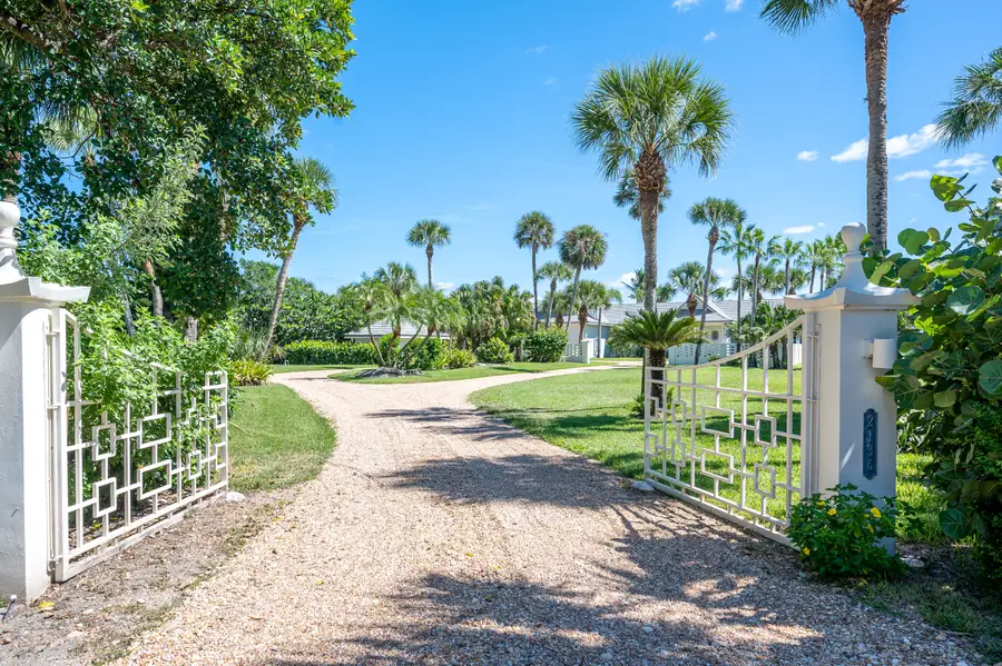 2136 S Porpoise Point Lane, Vero Beach, FL 32963 - Image #2