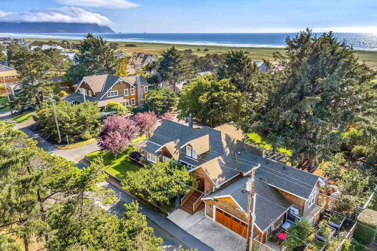 306 N Marion Ave, Gearhart, OR 97138 - #1