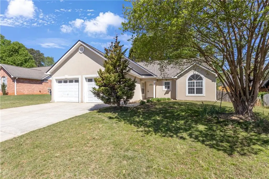125 York Lane, Fayetteville, GA 30214 - #1