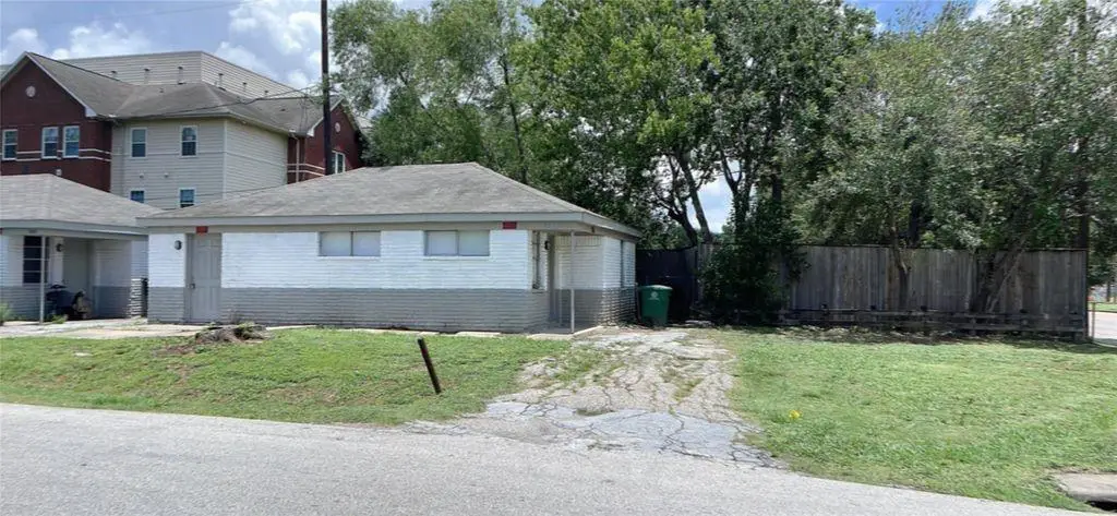 3823 Mount Pleasant St, Houston, TX 77021 - #1