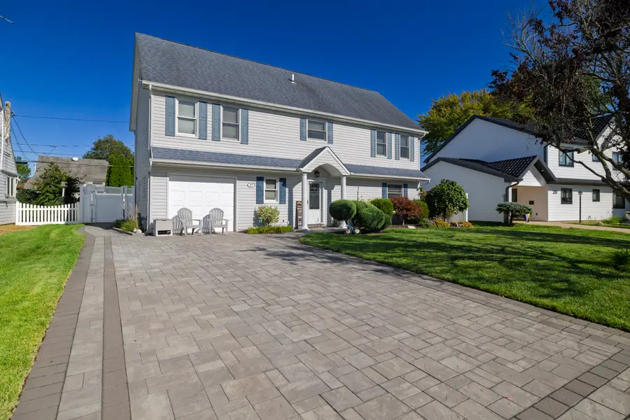 27 Welcome Lane, Wantagh, NY 11793 - #2