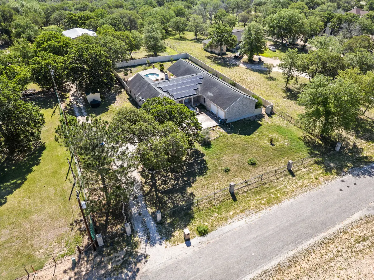 819 Evening Shade, Adkins, TX 78101 - Image #1