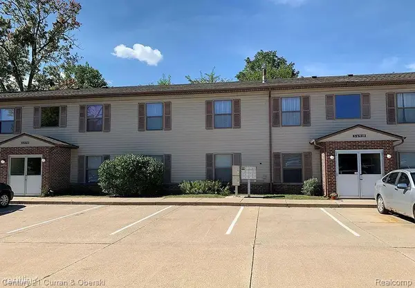 284 School Street, Brooklyn Village, MI 49230