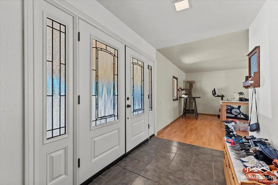 13185 Montecito Road, Red Bluff, CA 96080 - Image #2