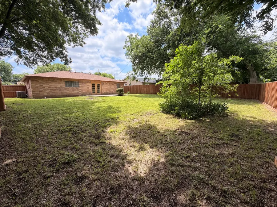 1409 Rosewood Lane, Arlington, TX 76010 - #3