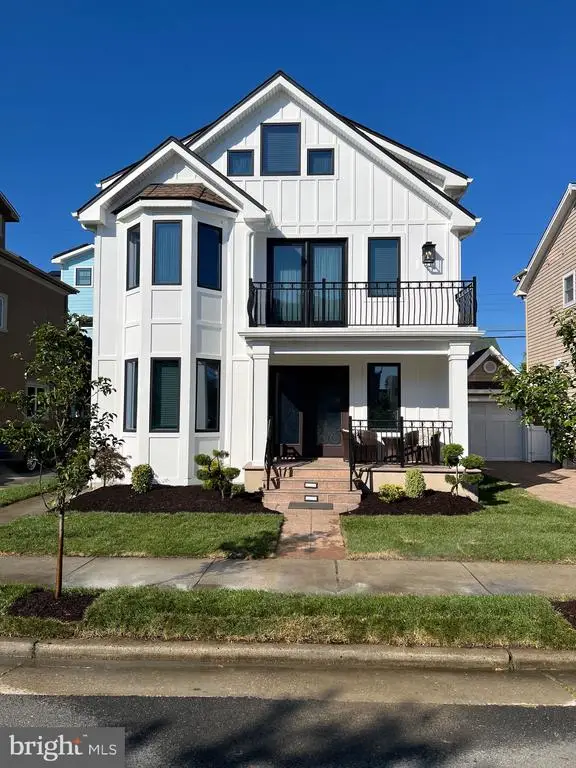 13 S Clermont Avenue, Margate City, NJ 08402